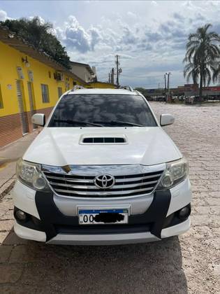TOYOTA HILUX SW4 3.0 SRV 4X4 16V TURBO INTERCOOLER DIESEL 4P AUTOMÁTICO TOYOTA HILUX SW4 3.0 SRV 4X4 16V TURBO INTERCOOLER DIESEL 4P AUTOMÁTICO